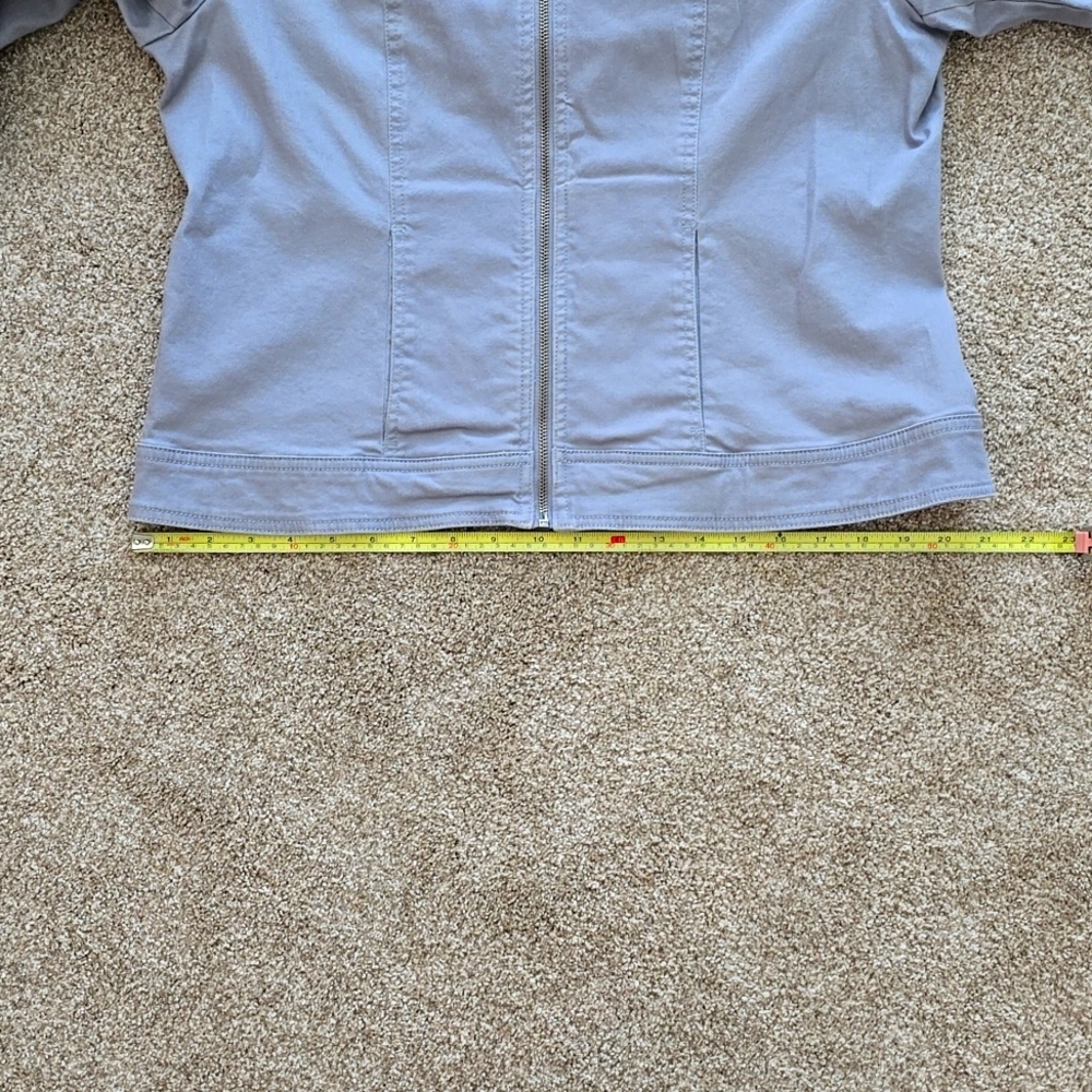 Baccini Cropped Jacket - Picture 7 of 7